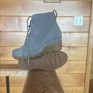 Sorel Gray waterproof  Women's Boots